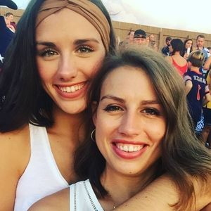 Meet your Posher, Sara